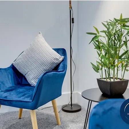 Raglan 3 - With Free Parking Appartement