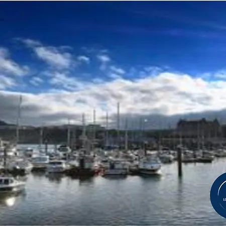 Raglan 3 - With Free Parking *